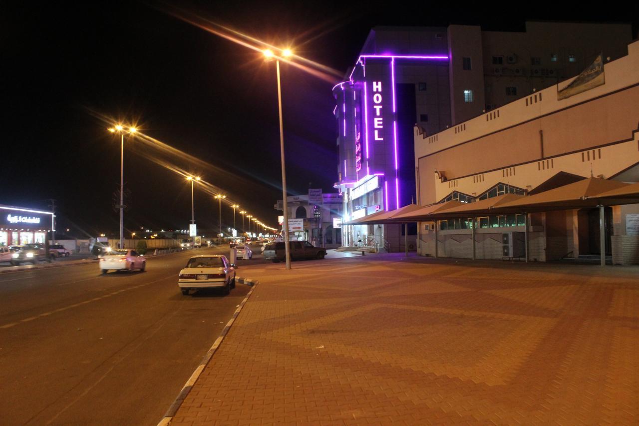 الغيوم والنجوم فرع 1 Najran Esterno foto